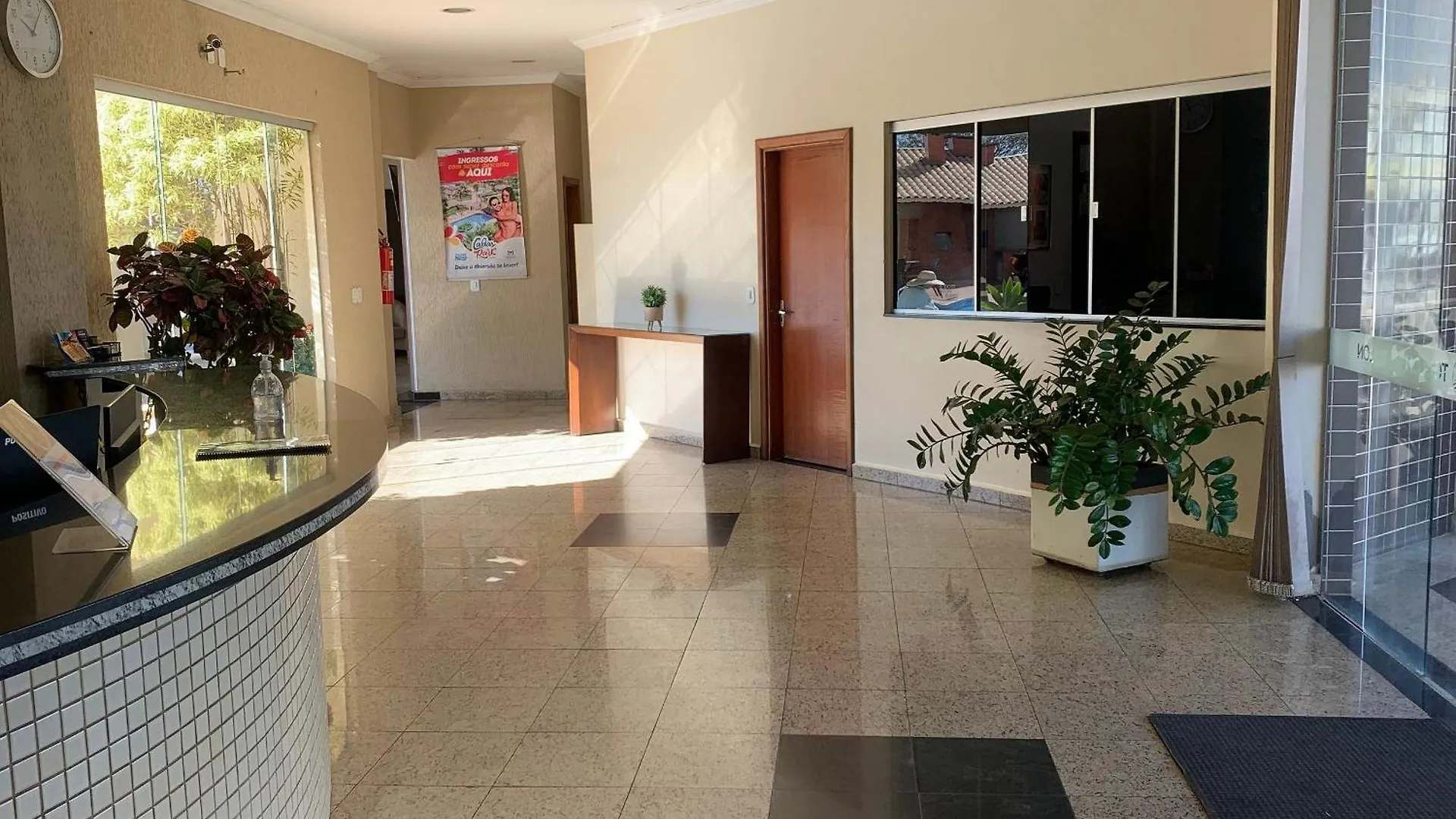 Toulon Flat Service Apartment Caldas Novas