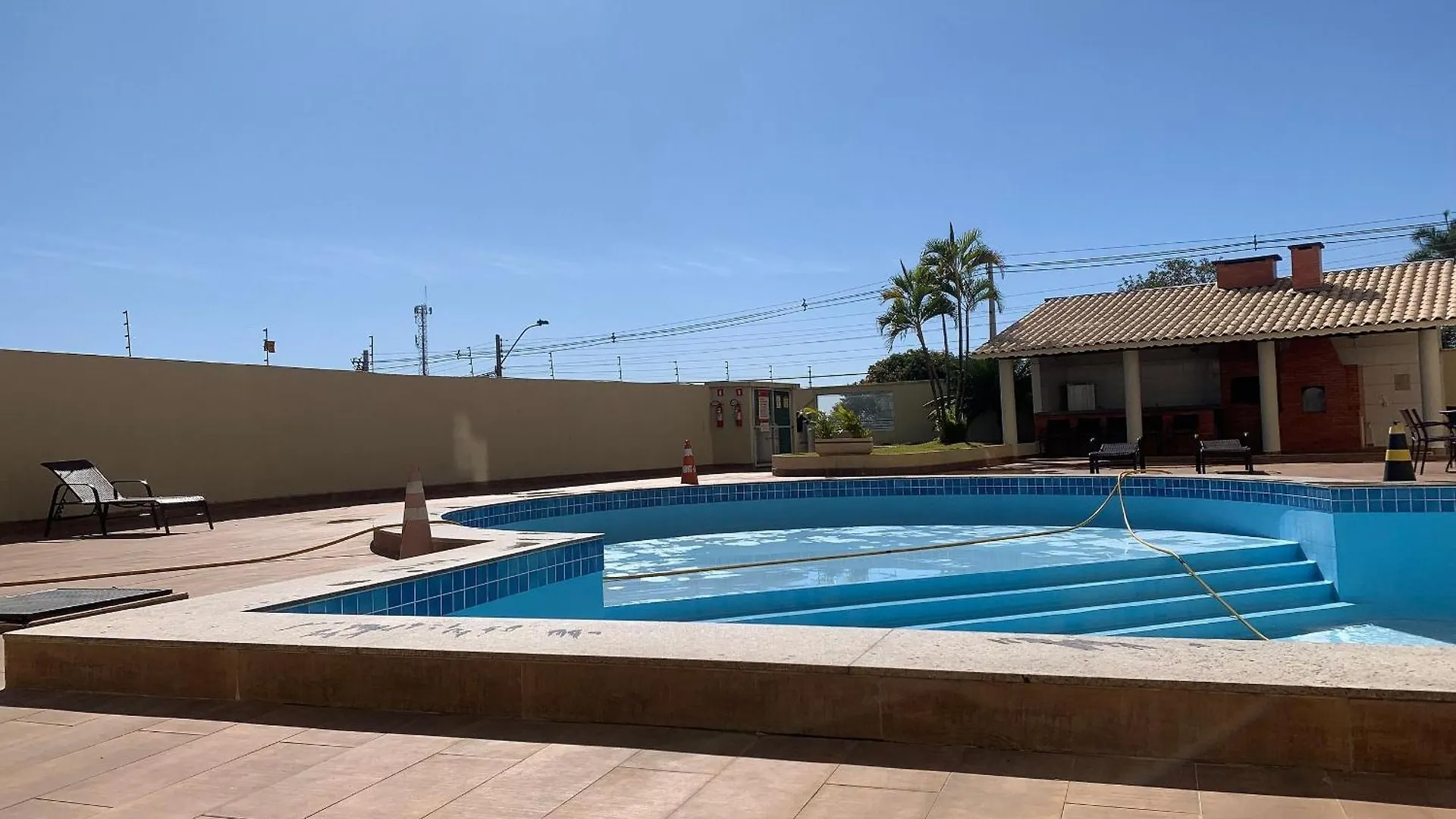 Toulon Flat Service Apartment Caldas Novas 0*,  Brazil