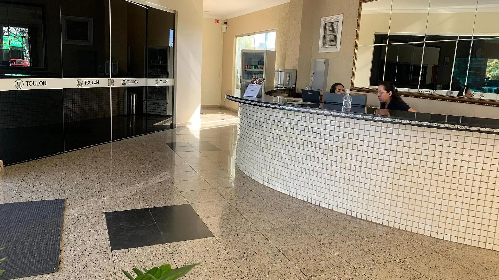 Toulon Flat Service Apartment Caldas Novas